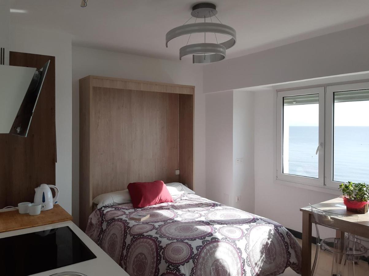 Malagueta Beach Apartment Malaga Bagian luar foto