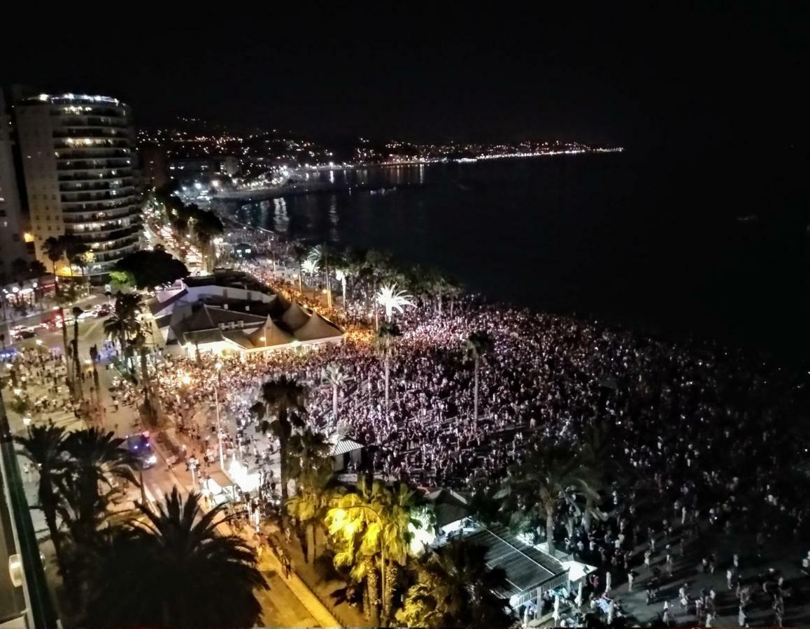 Malagueta Beach Apartment Malaga Bagian luar foto